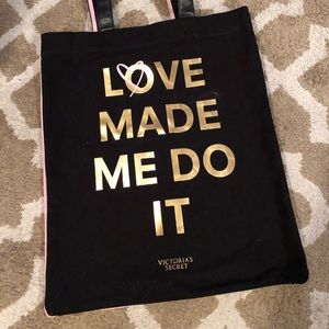 Victoria’s Secret Tote